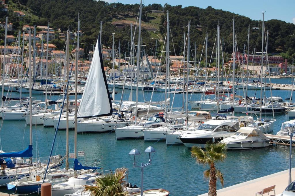 Le Barock Saint-Mandrier-sur-Mer Exterior foto